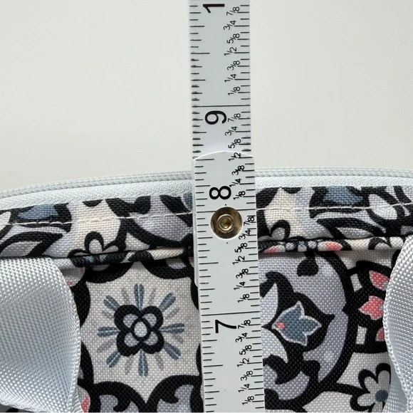 Vera Bradley Lighten Up Insulated Canvas Lunch Bag Tote Lisbon Medallion - Picture 16 of 16